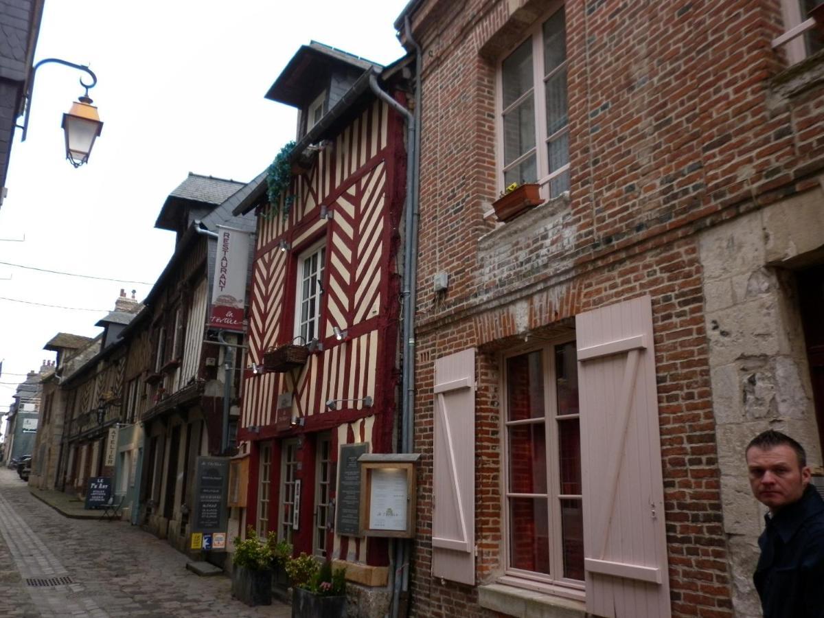 Gite Les Grenouilles องเฟลอร์ ภายนอก รูปภาพ